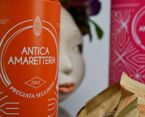 Studio packaging tubi Antica Amaretteria